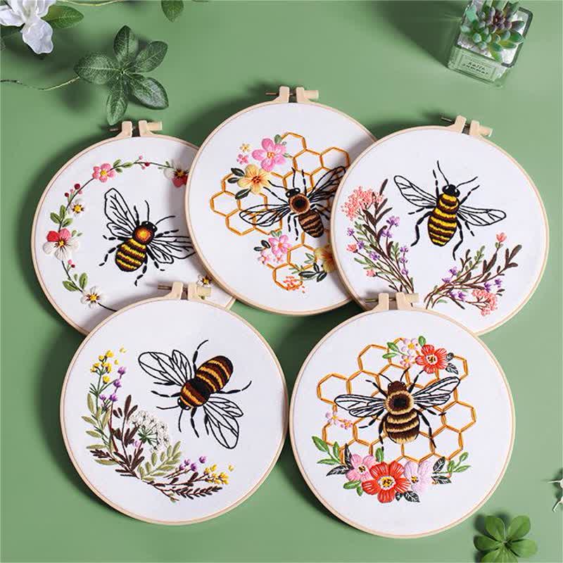 Rubbyoo Embroidery Kit - Bee Insect