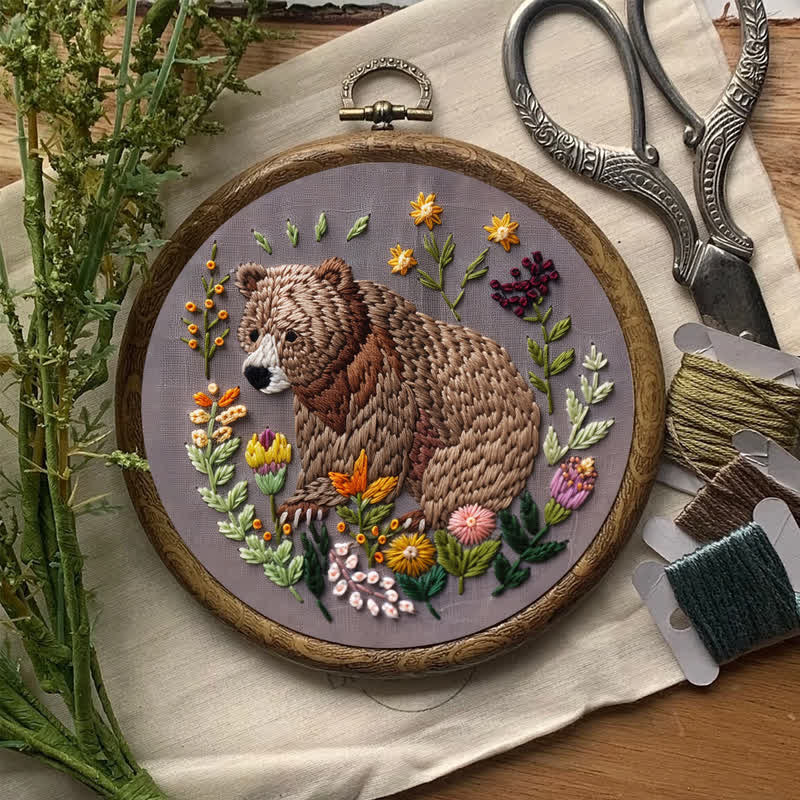 Rubbyoo Embroidery Kit - Woodland Bear