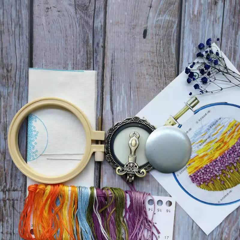 Needle kit Handheld Mirror | Floral Embroidered Compact Mirror | Great gift for your loved one