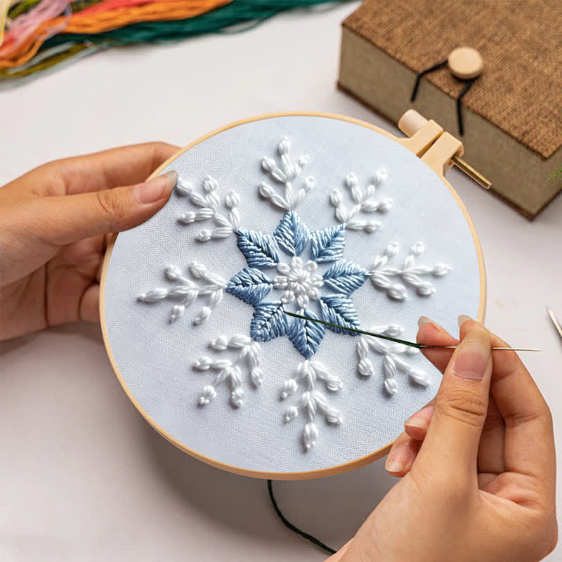 Rubbyoo Embroidery Kit - Snowflakes
