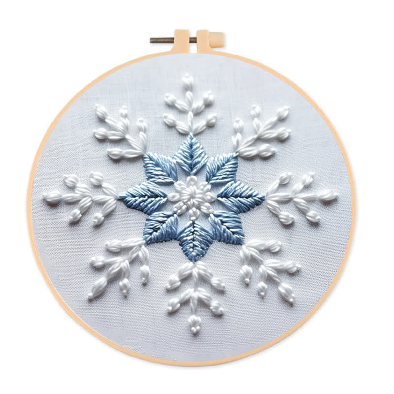 Rubbyoo Embroidery Kit - Snowflakes