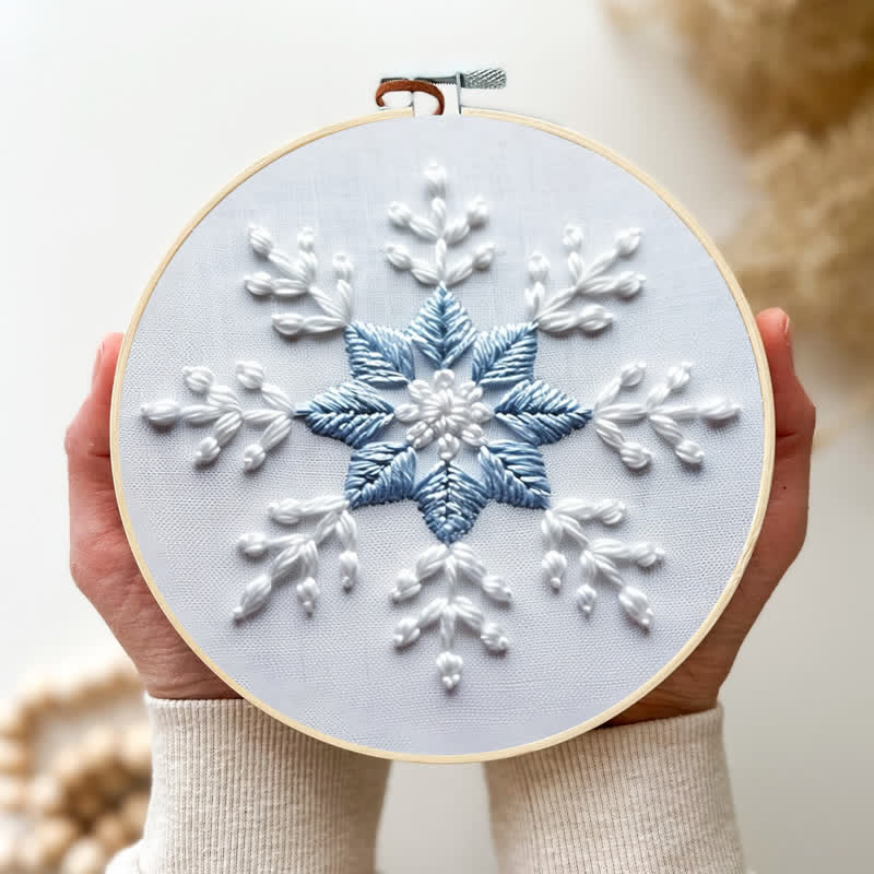 Rubbyoo Embroidery Kit - Snowflakes
