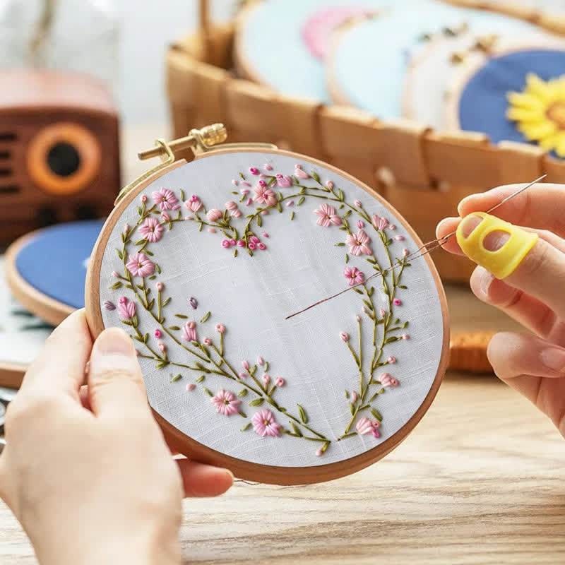 Rubbyoo Embroidery Kit - Wildflowers Heart