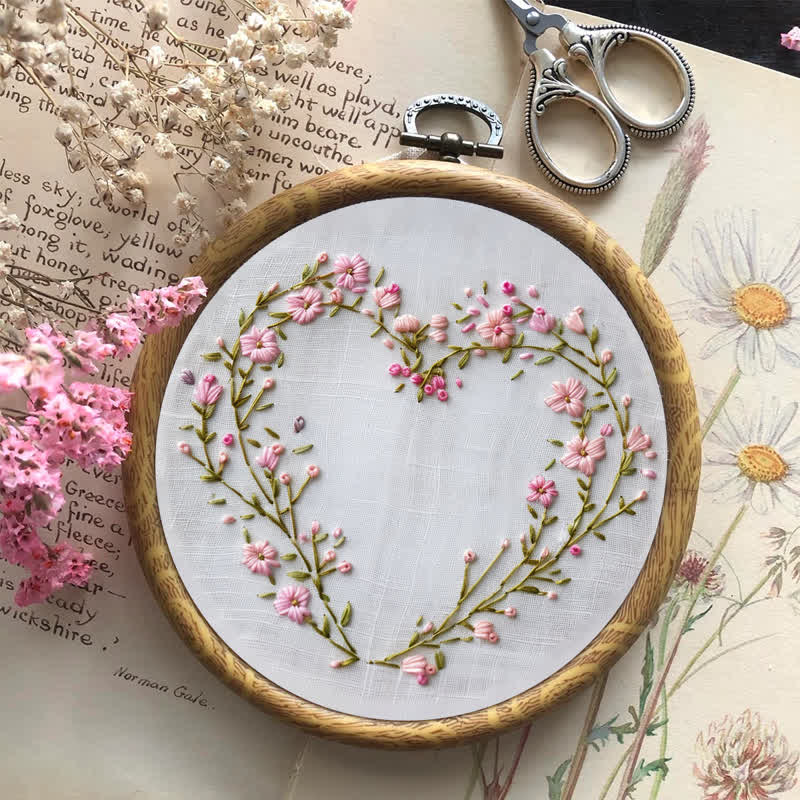 Rubbyoo Embroidery Kit - Wildflowers Heart