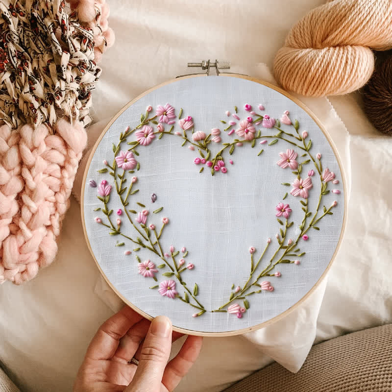 Rubbyoo Embroidery Kit - Wildflowers Heart