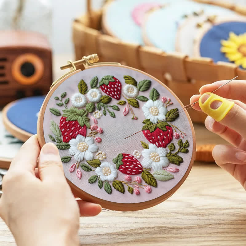 Rubbyoo Embroidery Kit - Wild Strawberry