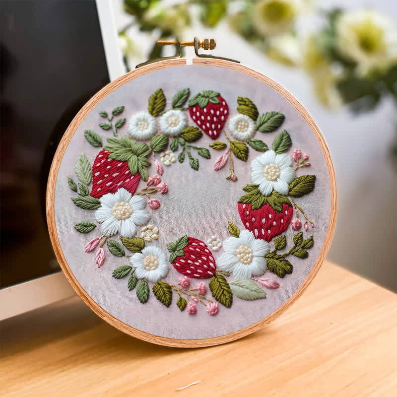Rubbyoo Embroidery Kit - Wild Strawberry