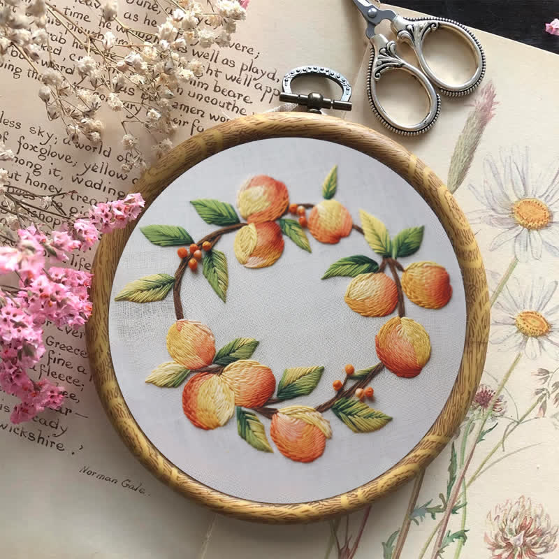 Rubbyoo Embroidery Kit - Peachy