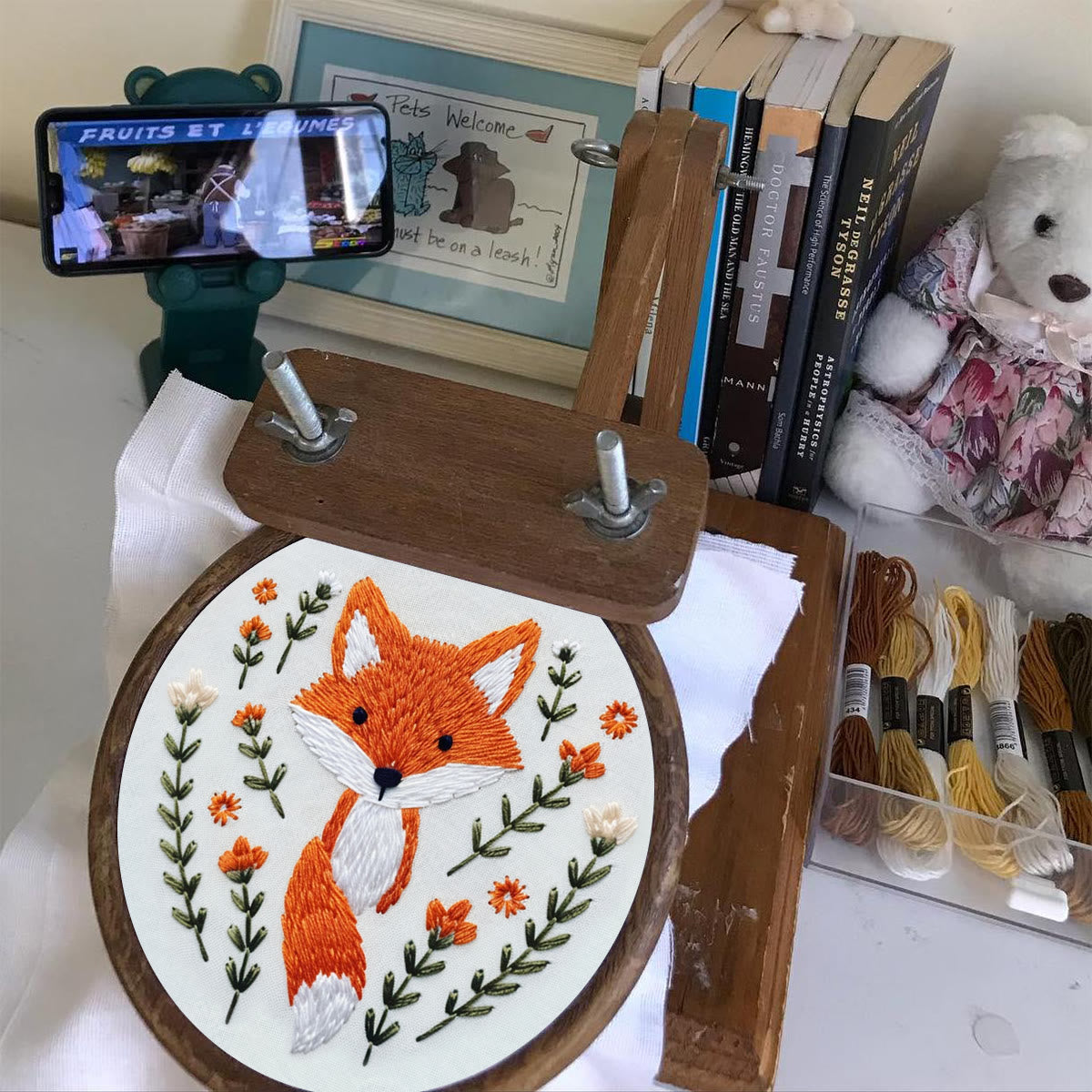 Rubbyoo Embroidery Kit -Stand Up Fox