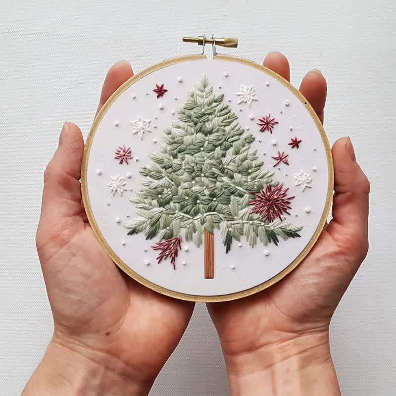 Rubbyoo Embroidery Kit - Snowfall