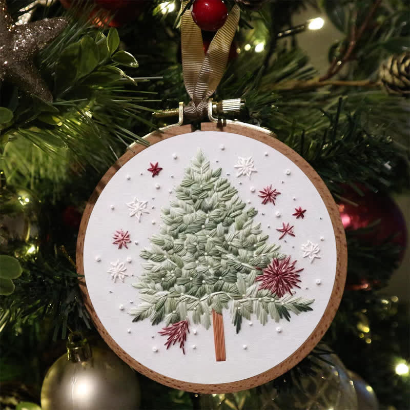 Rubbyoo Embroidery Kit - Snowfall