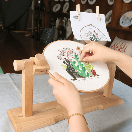 Wooden Embroidery Desktop Stand | Adjustable Embroidery 360 Degree Rotating Hoop Holder |  Adjustable Cross Stitch Supplies | Suitable For Sewing Craft Projects