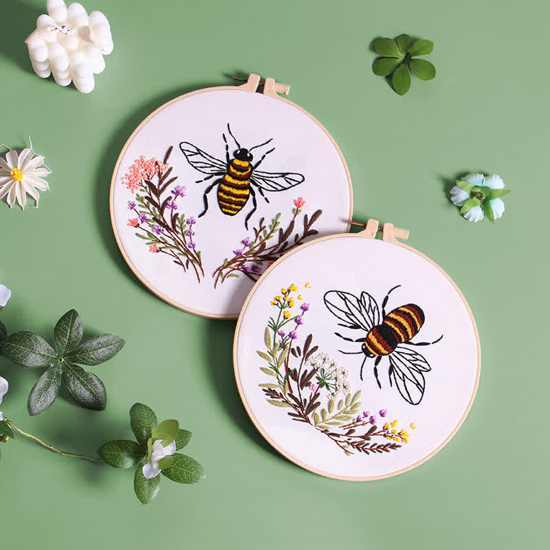 Rubbyoo Embroidery Kit - Bee Insect